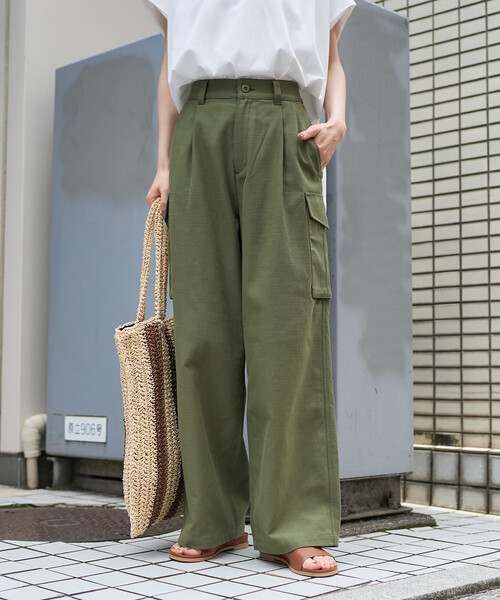 FREAK'S STORE(フリークスストア)の「バックサテン カーゴパンツ(カーゴパンツ・レディース・ベージュ/オリーブ・SMALL/MEDIUM)」の7枚目の写真