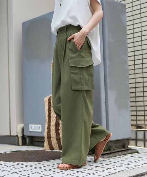 FREAK'S STORE(フリークスストア)の「バックサテン カーゴパンツ(カーゴパンツ・レディース・ベージュ/オリーブ・SMALL/MEDIUM)」の8枚目の写真