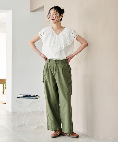 FREAK'S STORE(フリークスストア)の「バックサテン カーゴパンツ(カーゴパンツ・レディース・ベージュ/オリーブ・SMALL/MEDIUM)」の13枚目の写真