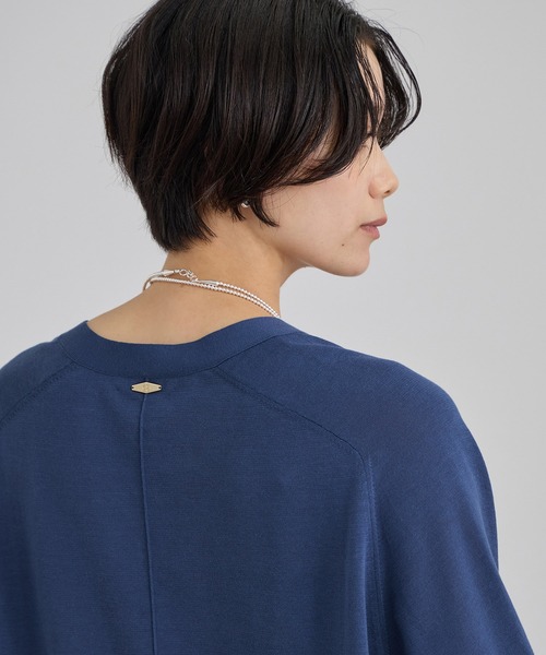 SALON adam et rope'(サロン アダム エ ロペ)の「コットンシルクリネンVネックカーディガン(カーディガン/ボレロ・レディース・ブラック/ブルー系その他4/キャメル・FREE)」の6枚目の写真