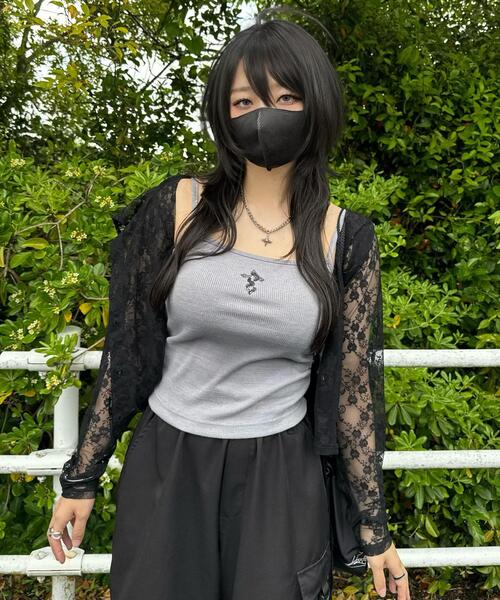 gibous(ギボス)の「gibous/ギボス/snake cross camisole(キャミソール・レディース・グレー/ホワイト/ブラック・F)」の11枚目の写真