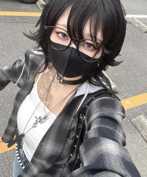 gibous(ギボス)の「gibous/ギボス/snake cross camisole(キャミソール・レディース・グレー/ホワイト/ブラック・F)」の18枚目の写真