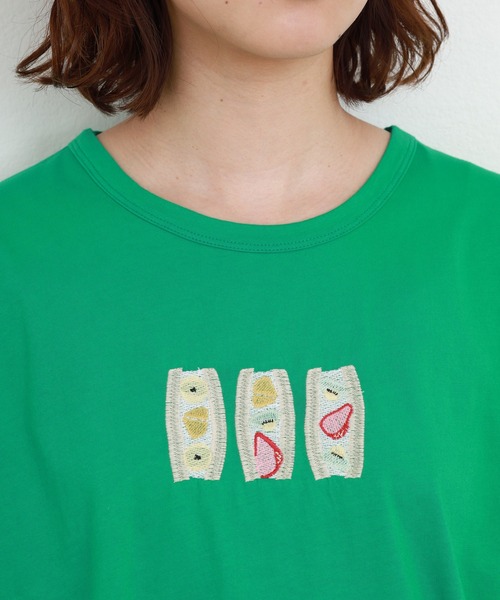 Emago(イマゴ)の「EMAGO フルーツサンド刺繍T 半袖(Tシャツ/カットソー・レディース・ホワイト・FREE)」の17枚目の写真