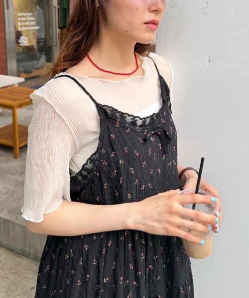w closet（ダブルクローゼット）の「半袖シアー楊柳Tシャツ　夏服（シャツ/ブラウス・レディース・オフホワイト/サックスブルー/ピンク/ブラック・FREE）」の5枚目の写真