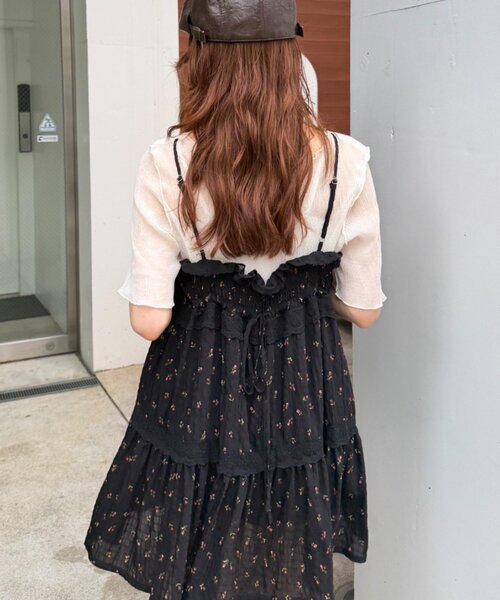 w closet（ダブルクローゼット）の「半袖シアー楊柳Tシャツ　夏服（シャツ/ブラウス・レディース・オフホワイト/サックスブルー/ピンク/ブラック・FREE）」の8枚目の写真
