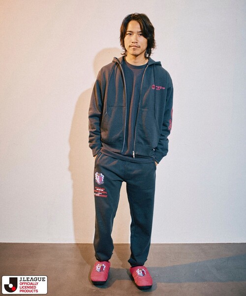 FREAK'S STORE(フリークスストア)の「FREAK’S STORE/フリークスストア J.LEAGUE × FREAK’S STORE 別注SUPPORTERS SWEAT PANTS【セレッソ大阪】(その他パンツ・メンズ・チャコールグレー・MEDIUM)」の18枚目の写真