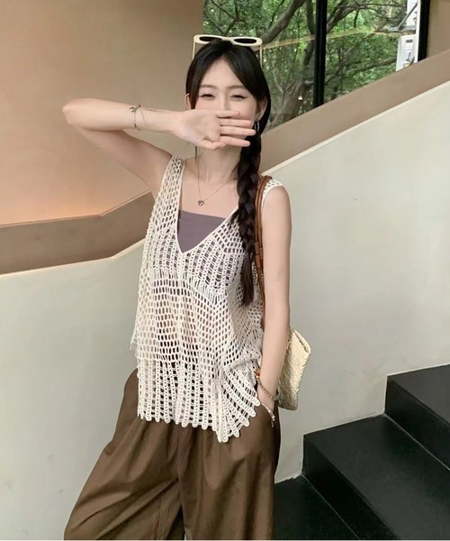 MAISON DE THERESE(メゾン ド テレーズ)の「夏新作 レース透かし編み ベスト/ノースリーブ キャミソール(ベスト・レディース・White/Beige・FREE)」の9枚目の写真