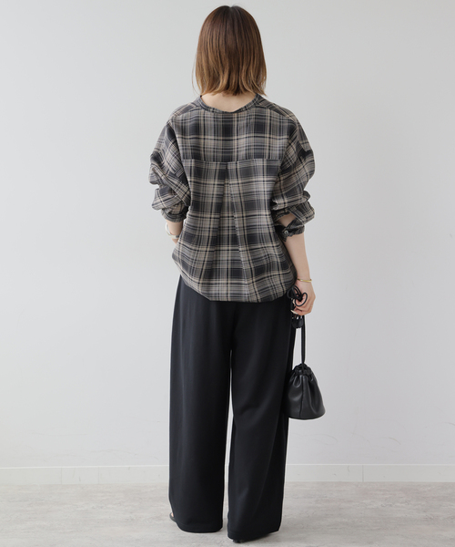JOURNAL STANDARD relume(ジャーナルスタンダード レリューム)の「ポンチタックバレルパンツ(その他パンツ・レディース・ブラック/ブラウン・FREE)」の15枚目の写真