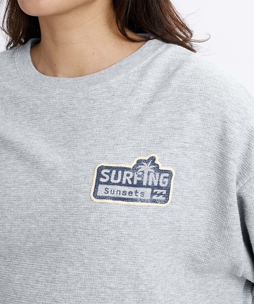 BILLABONG(ビラボン)の「BILLABONG/ビラボン 長袖 Tシャツ ロンT バックプリント 調温機能 SURF CAMP SUNSETS LE TEE BG014059(Tシャツ/カットソー・レディース・イエロー/グレー/アイボリー・M)」の4枚目の写真
