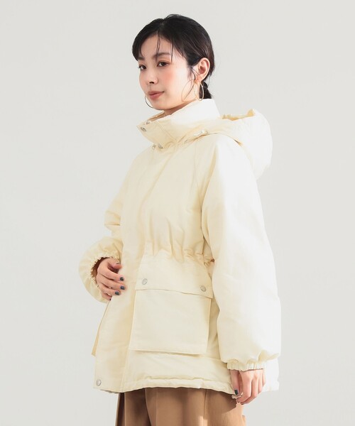 Demi-Luxe BEAMS(デミルクス ビームス)の「Traditional Weatherwear / SOUTHFIELD ダウンジャケット(ダウンジャケット/コート・レディース・ベージュ/アイボリー・34)」の7枚目の写真