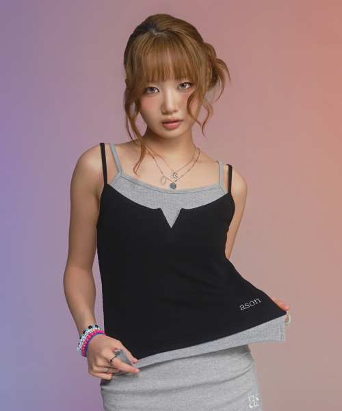 ASON（アズオン）の「SLIT LAYERED SLEEVELESS / BLACK（Tシャツ/カットソー・レディース・その他・FREE）」の8枚目の写真