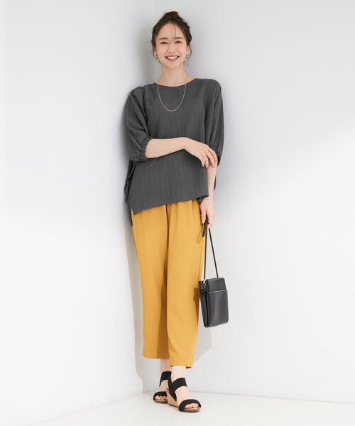 SHOO・LA・RUE(シューラルー)の「【インせず着られる/洗濯後しわになりにくい】しぼしぼドルマンブラウス(シャツ/ブラウス・レディース・ブルー系その他/イエロー系その他/ライトベージュ/チャコールグレー/ワインレッド・00)」の9枚目の写真