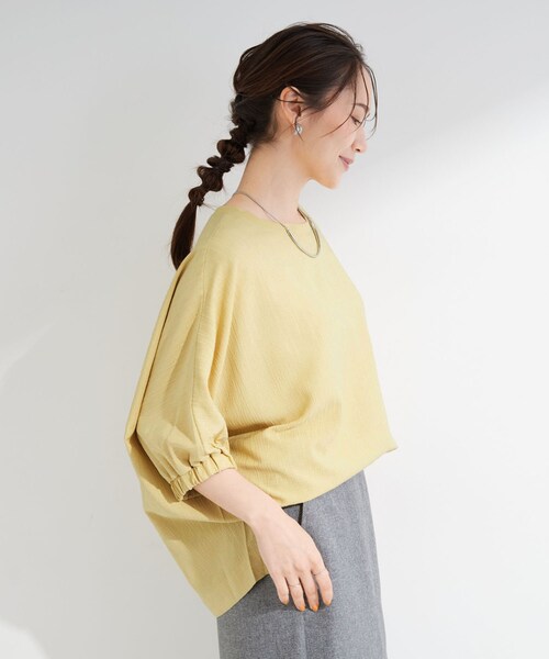 SHOO・LA・RUE(シューラルー)の「【インせず着られる/洗濯後しわになりにくい】しぼしぼドルマンブラウス(シャツ/ブラウス・レディース・ブルー系その他/イエロー系その他/ライトベージュ/チャコールグレー/ワインレッド・00)」の12枚目の写真