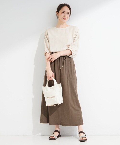 SHOO・LA・RUE(シューラルー)の「【インせず着られる/洗濯後しわになりにくい】しぼしぼドルマンブラウス(シャツ/ブラウス・レディース・ブルー系その他/イエロー系その他/ライトベージュ/チャコールグレー/ワインレッド・00)」の17枚目の写真
