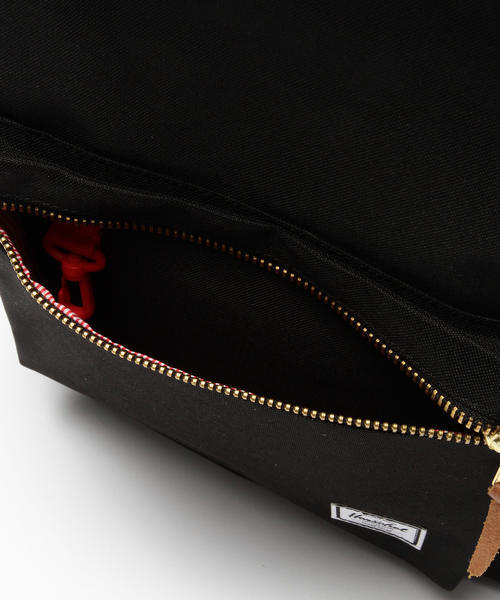 BEAMS（ビームス）の「Herschel / Settlement（バックパック/リュック・メンズ・ブラック/レッド/ネイビー・ONE SIZE）」の7枚目の写真