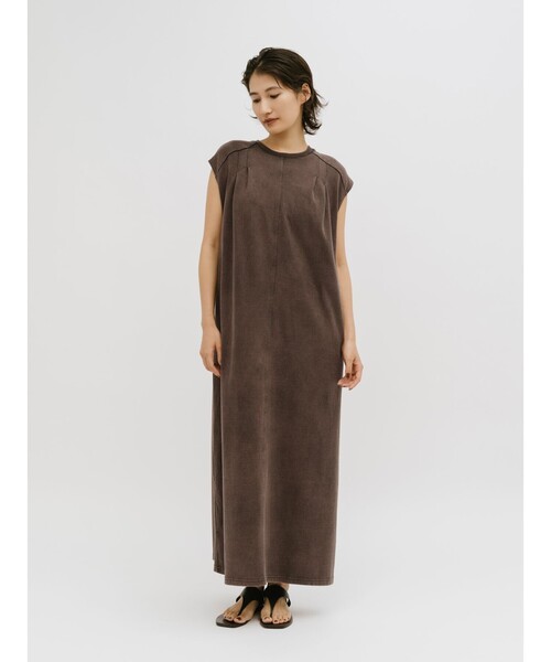 MIDIUMISOLID(ミディウミソリッド)の「MIDIUMISOLID for Ladies ピグメントフォールドワンピース(ワンピース・レディース・チャコールグレー/ブラウン・FREE)」の6枚目の写真