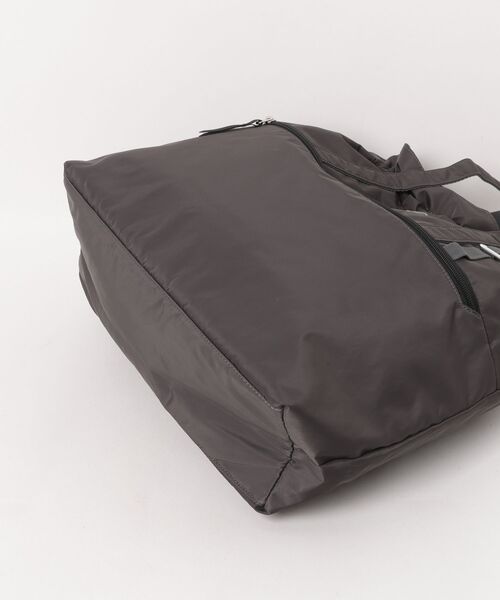 UMBRO(アンブロ)の「umbro/アンブロ 6W13 トートバッグ A4サイズ 20314(トートバッグ・レディース・ブラック/グレー・FREE)」の4枚目の写真