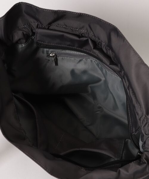 UMBRO(アンブロ)の「umbro/アンブロ 6W13 トートバッグ A4サイズ 20314(トートバッグ・レディース・ブラック/グレー・FREE)」の5枚目の写真