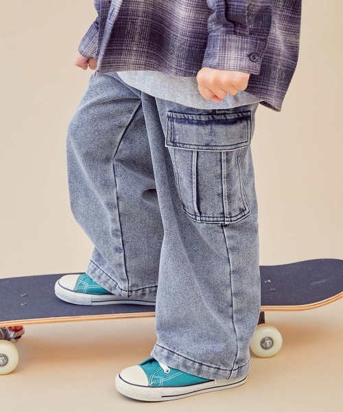 devirock(데비록)의 「【히트로 하지 않는다】부드러운 뒤 기모 데님 카고 팬츠(데님 팬츠)」|삭스 블루계