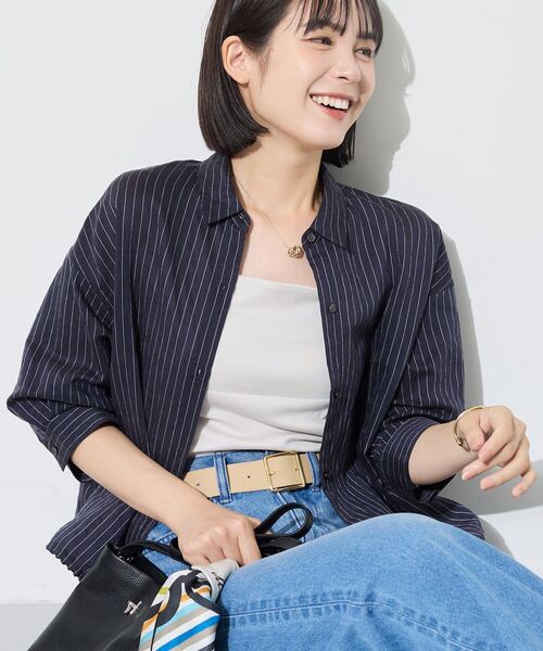 INDIVI（インディヴィ）の「【シアー／7分袖】体型カバーゆったりシャツ（シャツ/ブラウス・レディース・ネイビー系2/ブルー系7/ピンク系その他・05/13/15 /34/38）」の2枚目の写真