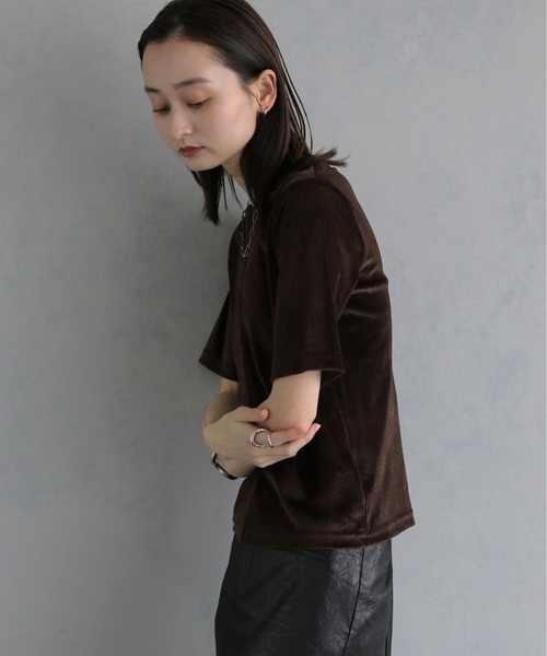 &g'aime(アンジェム)の「【&g'aime 】シアーベロアハーフスリーブトップス Sheer Velour Half-Sleeve Top(Tシャツ/カットソー・レディース・オフホワイト/ブラウン/ブラック・FREE)」の11枚目の写真