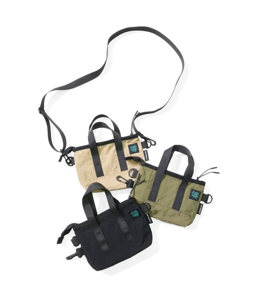 RIVER SIDE CULTURE(リバーサイドカルチャー)の「RIVER SIDE CULTURE / 撥水ナイロンミニサコッシュ(M4)(ショルダーバッグ・メンズ・ブラック/ベージュ/オリーブ・FREE)」の9枚目の写真