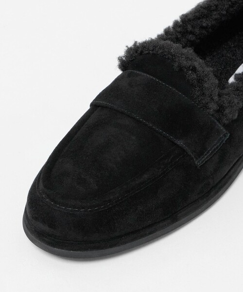 UNITED ARROWS(ユナイテッドアローズ)の「スエード ファーライク ローファー(ローファー・レディース・ブラック/ブラウン系・38/37/35h/35/36/37h/36h)」の18枚目の写真