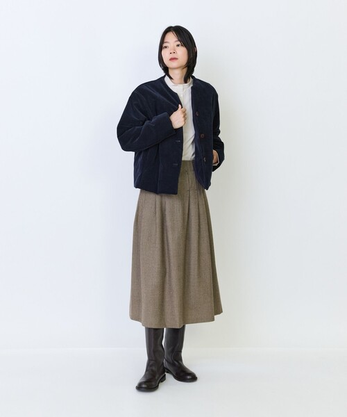LOISIR(ロワズィール)の「シャンブレーベルベットパディングジャケット(ノーカラージャケット・レディース・ネイビー/ベージュ・FREE)」の7枚目の写真