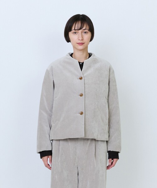 LOISIR(ロワズィール)の「シャンブレーベルベットパディングジャケット(ノーカラージャケット・レディース・ネイビー/ベージュ・FREE)」の11枚目の写真