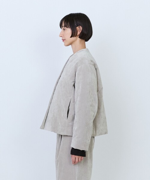 LOISIR(ロワズィール)の「シャンブレーベルベットパディングジャケット(ノーカラージャケット・レディース・ネイビー/ベージュ・FREE)」の12枚目の写真