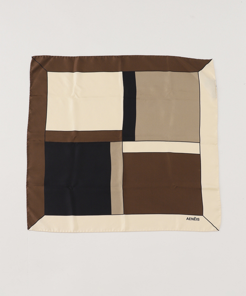 journal standard L'essage(ジャーナルスタンダードレサージュ)の「AENEIS/エネス Lohse Silk Scarf 70 スカーフ(バンダナ/スカーフ・レディース・ブラウン・FREE)」の5枚目の写真