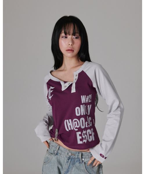 ESCAPEFROM（エスケープフロム）の「ESCF ピクセルタイポプリントサイドスナップロングスリーブパープル（Tシャツ/カットソー・レディース・その他・MEDIUM）」の7枚目の写真
