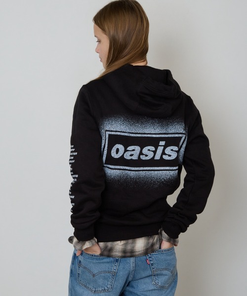 the Oasis(ジオアシス)の「Oasis / オアシス OASIS UNISEX PULLOVER HOODIE: SPRAY LIVE '25 WORLD TOUR ユニセックス プルオーバーフーディー パーカー スウェット トレーナー ライブツアー アームプリント 長袖 メンズ レディース 2026年 秋 秋服 冬 冬服(パーカー・メンズ・ブラック・S/M/L/XL)」の19枚目の写真