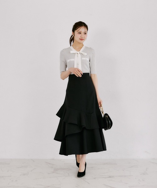 tocco closet(トッコ クローゼット)の「バックレースアップアシメフリルマーメイドスカート(スカート・レディース・ブラック/グレー/チェック・M)」の4枚目の写真