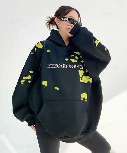 Dalfwin(ダールフィン)の「RICECAKEペイントサガラ刺繍デザインフーディー(パーカー・レディース・ブラック/グレー・FREE)」の7枚目の写真