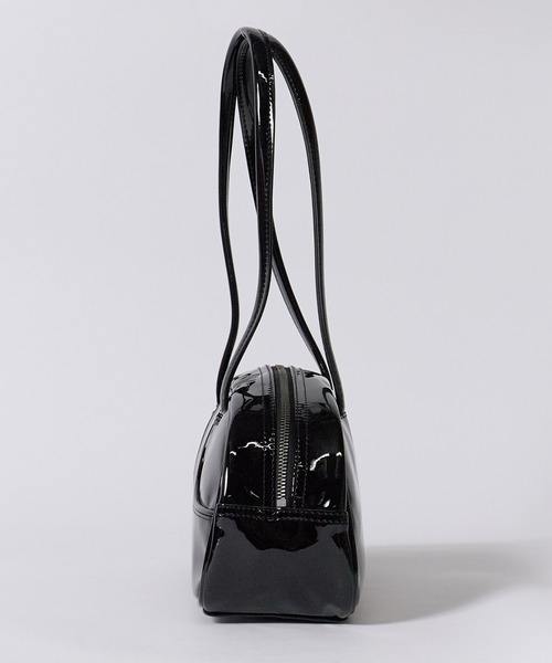 PUMA(プーマ)の「PUMA/プーマ 1976 FLUTE GRIP BAG PUMA フルートグリップバッグ ウエストポーチ エナメル ロゴ カジュアルバック ユニセックス アウトドア 2026秋冬 秋服 冬服(ボディバッグ/ウエストポーチ・レディース・ホワイト/ブラック・FREE)」の9枚目の写真