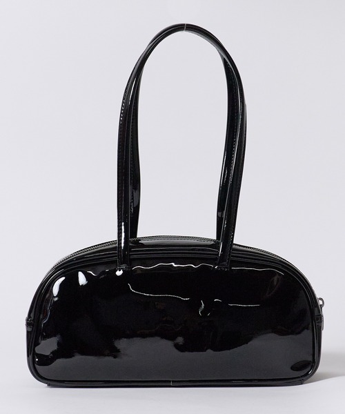 PUMA(プーマ)の「PUMA/プーマ 1976 FLUTE GRIP BAG PUMA フルートグリップバッグ ウエストポーチ エナメル ロゴ カジュアルバック ユニセックス アウトドア 2026秋冬 秋服 冬服(ボディバッグ/ウエストポーチ・レディース・ホワイト/ブラック・FREE)」の8枚目の写真