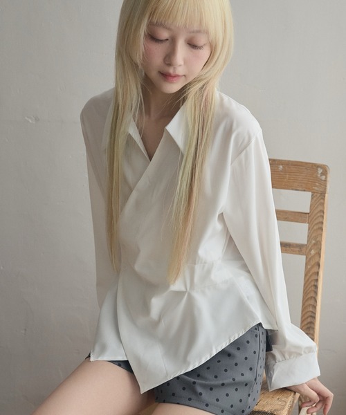 LiLIN(リリン)の「カシュクールアシンメトリーシャツ / wrap asymmetric shirt(シャツ/ブラウス・レディース・ブルー/ホワイト・FREE)」の7枚目の写真