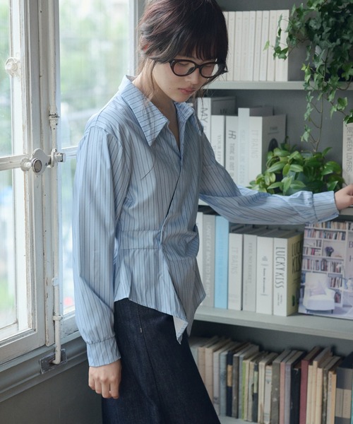 LiLIN(リリン)の「カシュクールアシンメトリーシャツ / wrap asymmetric shirt(シャツ/ブラウス・レディース・ブルー/ホワイト・FREE)」の12枚目の写真