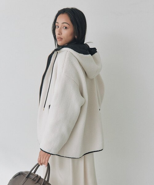 RIVE DROITE(リヴドロワ)の「フードボアZIPコート(秋服/冬服)(その他アウター・レディース・チャコールグレー/オフホワイト・FREE)」の6枚目の写真