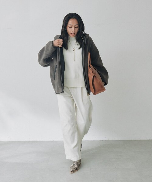 RIVE DROITE(リヴドロワ)の「フードボアZIPコート(秋服/冬服)(その他アウター・レディース・チャコールグレー/オフホワイト・FREE)」の22枚目の写真