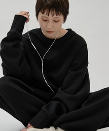 lit（リット）の「Back Embroidery Loose Sweat（スウェット）」