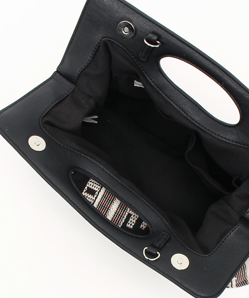 GLOBAL WORK（グローバルワーク）の「チェーンショルダークラッチ/716953（ショルダーバッグ・レディース・ホワイト/その他/ゴールド/ブルー・FREE）」の10枚目の写真