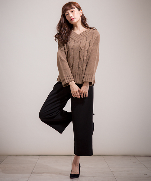 Banner Barrett(バナーバレット)の「Stephanie スエードパンプス(パンプス・レディース・カーキ/ネイビー・38/36/37)」の11枚目の写真