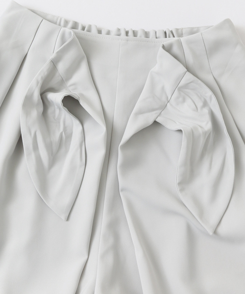 URBAN RESEARCH（アーバンリサーチ）の「 UR 前リボンタックパンツ（その他パンツ・レディース・ベージュ系その他/ブラック/グレー系その他・FREE）」の8枚目の写真