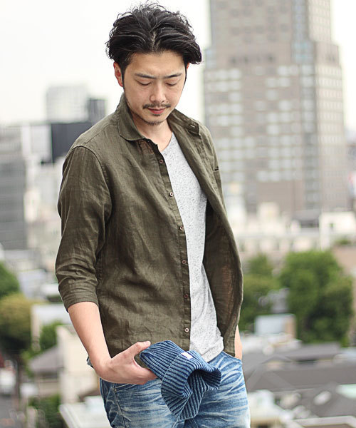 glory crew（グローリークルー）の「【人気につきカラー追加】フレンチリネンシャツ（ホリゾンタルカラー、７分袖）（シャツ/ブラウス・メンズ・ホワイト/ブラウン/キャメル/ボルドー/ブラック/カーキ・S/L/LL/M）」の4枚目の写真