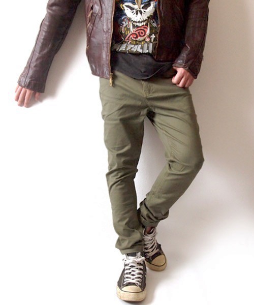 BEATJIVE(ビートジャイブ)の「ストレッチスキニーパンツ ちょいサルエルシルエット テーパード デニムパンツ コットンツイル メンズ(デニムパンツ・メンズ・ワンウォッシュ/ブルー/ベージュ/グリーン系その他/ホワイト/ブラック/ブラック系その他/グレー/その他3/カーキ/ライトブルー/ブラウン系カモフラージュ/グリーン系その他7/チャコールグレー・1/2/3)」の8枚目の写真