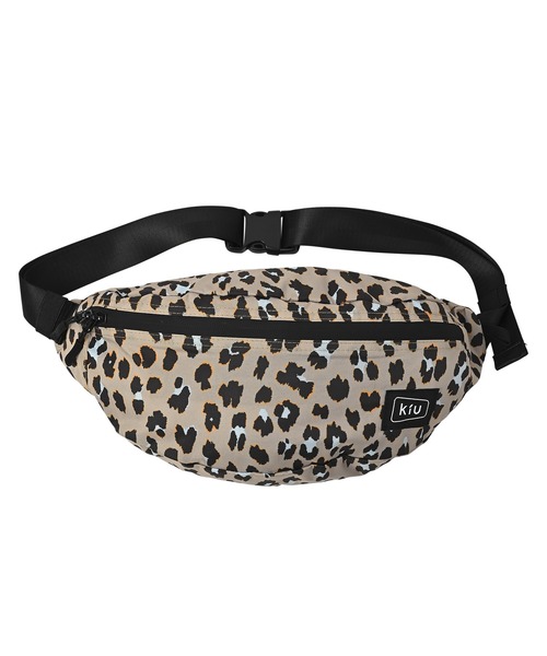 KiU(キウ)の「ウォータープルーフボディバッグ(ボディバッグ/ウエストポーチ・レディース・ブラック/ピンク/グリーン/サンドベージュ/ブラック系その他/ダークブルー/ブルー系その他/ブラック系その他2/カーキ/レッド系その他/ホワイト×ブルー/ブルー系その他2/ブルー系その他3/アニマル/ブルー系その他4/ブラック×カーキ/ホワイト系その他/ブラック系その他3/タイガーカモ/ブルー系その他6/ベージュ系その他/レオパード/ブルー系その他5・FREE)」の22枚目の写真