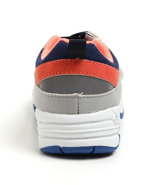 BREEZE（ブリーズ）の「トドラーハイテクスニーカー（スニーカー・キッズ・オフホワイト/グレー/ブラック・20/17/19/21/16/18）」の15枚目の写真