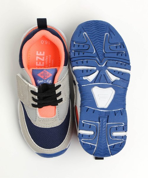 BREEZE（ブリーズ）の「トドラーハイテクスニーカー（スニーカー・キッズ・オフホワイト/グレー/ブラック・20/17/19/21/16/18）」の12枚目の写真